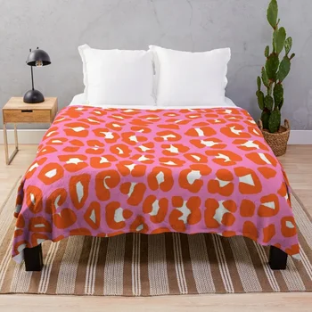 Розово и оранжево покривало за легло с принтом под формата на леопард петна, луксозни дизайнерски рошава одеяла за пикник